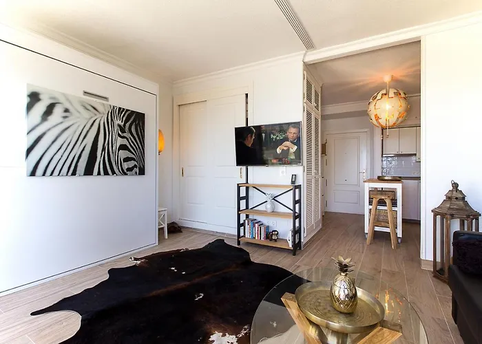 Apartament Sea Front In *