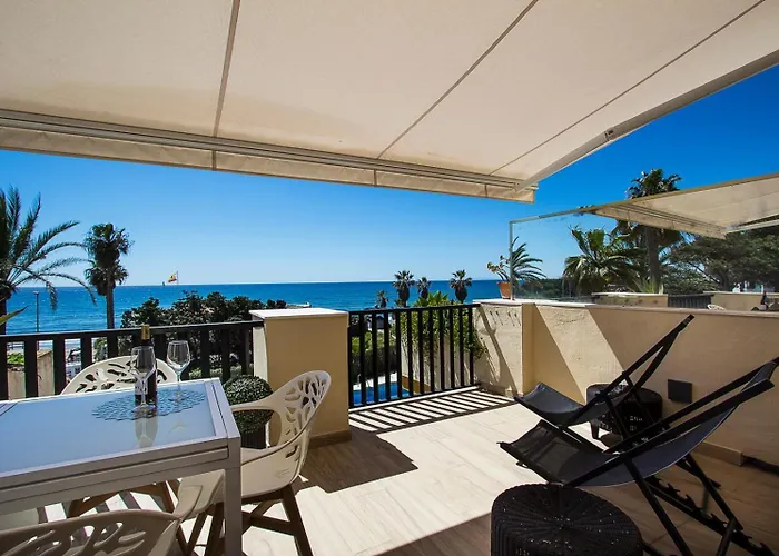 Sea Front In Apartment *